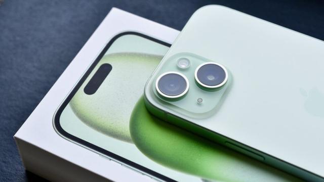Windows 95 lässt grüßen: Gespaltenes Echo auf das erwartete "iOS 26"
