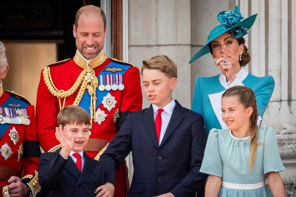 Prince George Tells Prince Louis to Stop Waving on Palace Balcony