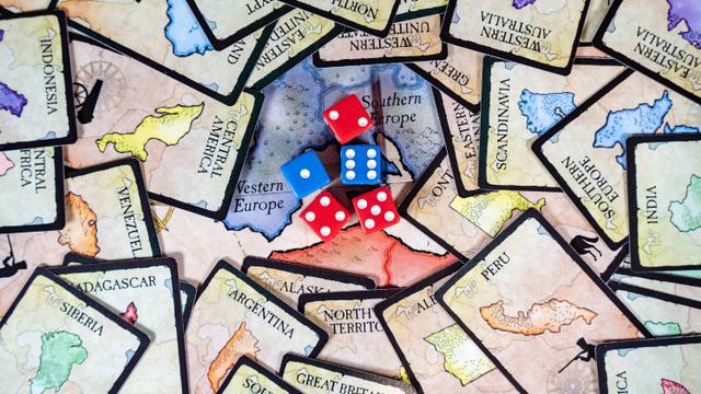 In an interview with Sophie Mallett, Miqdad Asaria discusses why we need to fix society to protect the environment and how board games can help us think big about climate change. How can board games help us think about climate change? Climate change source/editor : Blog Team
