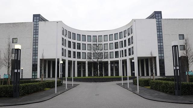 A Ukrainian national has been arrested on suspicion of spying for Russia. According to federal prosecutors, he allegedly gathered defence-related information.